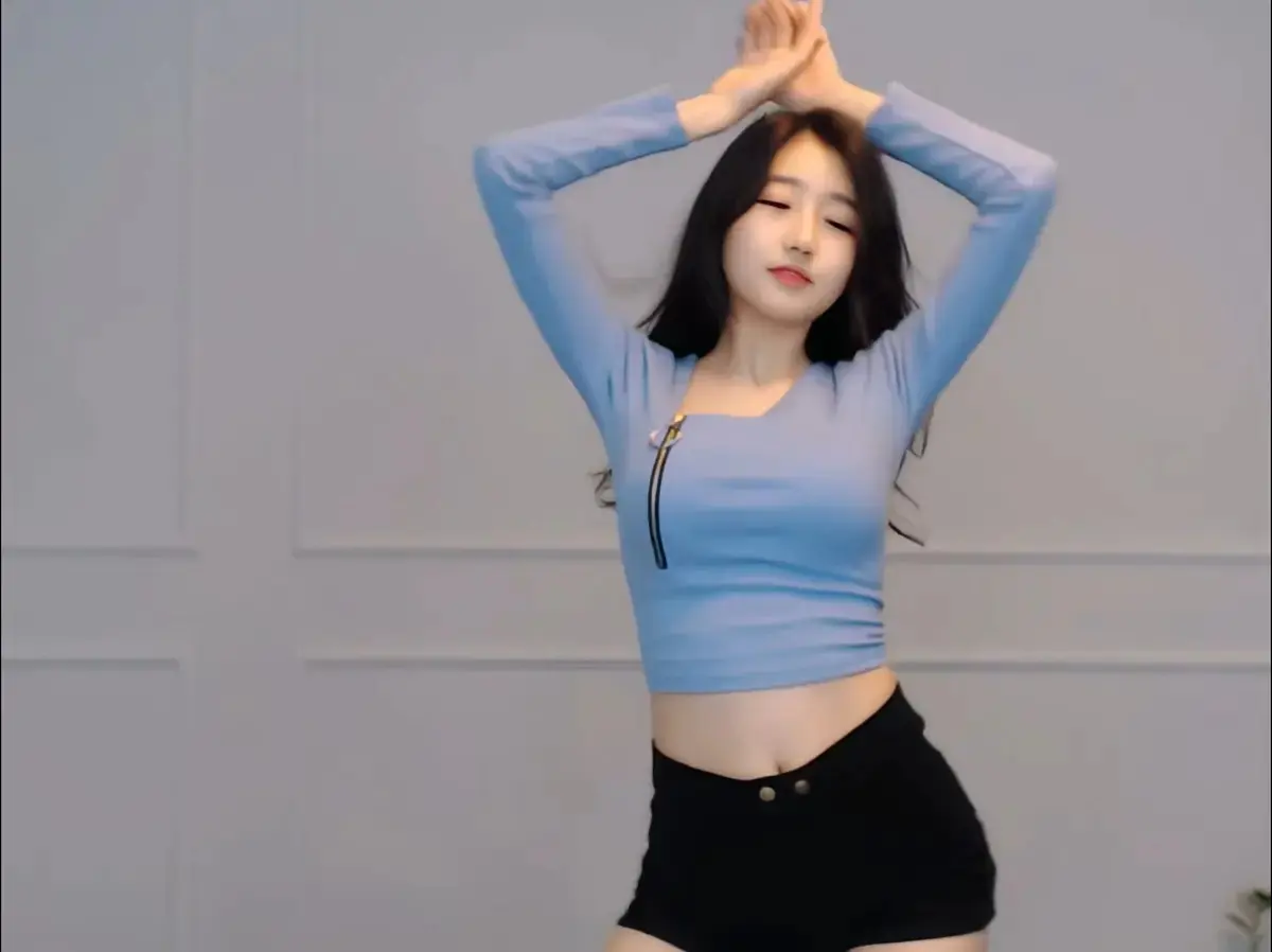 《OnlyFans每日大赛徐雅终极剪辑》相关资源图片