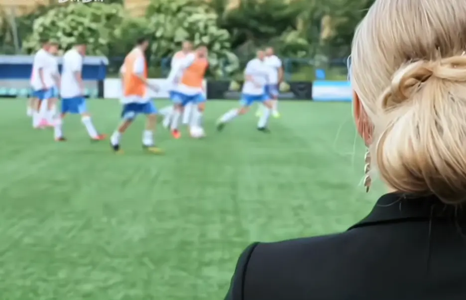 《足球队的女老板们》法国电影高清完整版在线观看-足球女老板《Footballers‘Moms》HD1080P无删减播放-足球队的女老板们免费观看