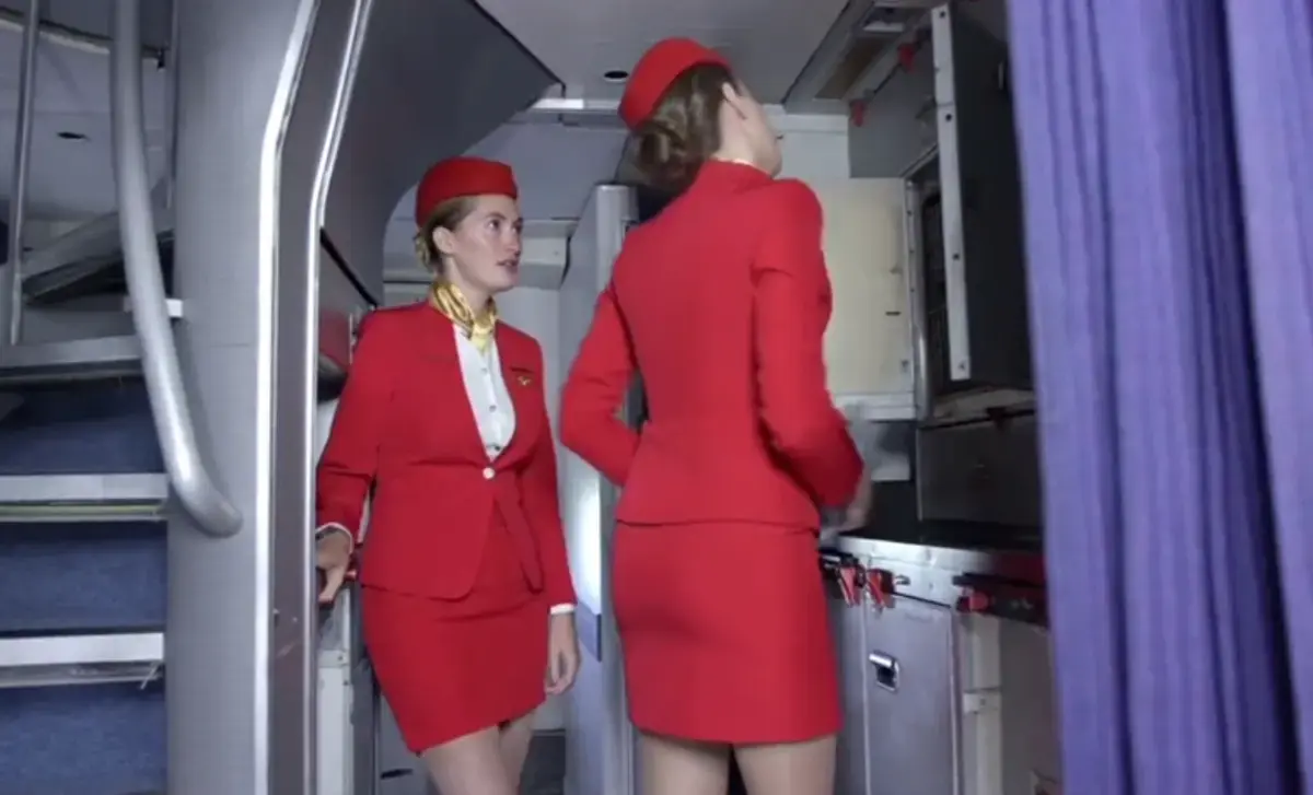 法国空姐多塞尔航空2019电影高清完整版资源下载-法国空姐在线观看免费播放-高清画质