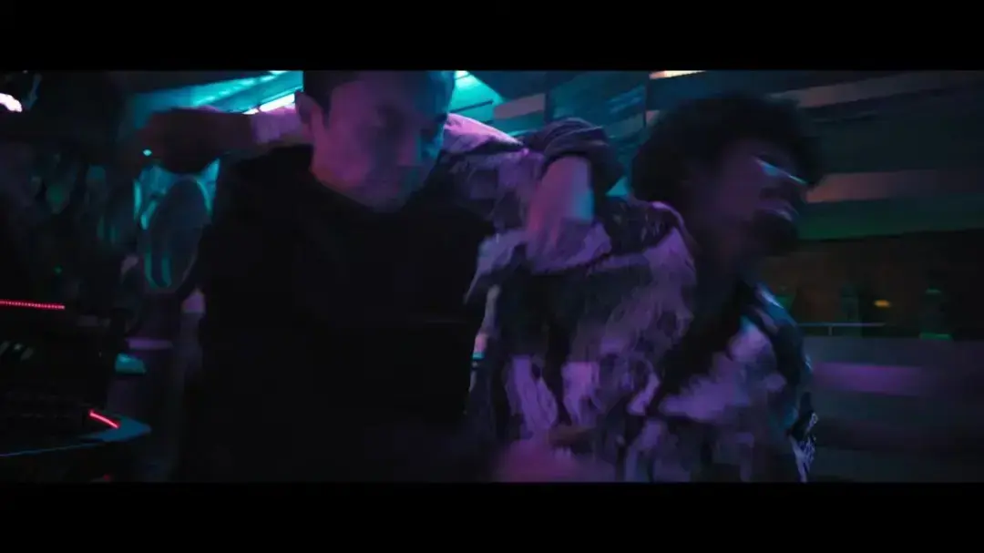 《火遮眼》-谢苗孤胆英雄动作片 1080P高清完整版在线观看-《火遮眼》HD中字未删减版免费播放-火遮眼迅雷BT种子磁力链接下载