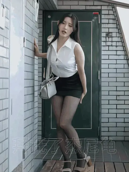 《森泽佳奈》作品合集-1080P蓝光画质高清观看-资源下载与正版观看指南